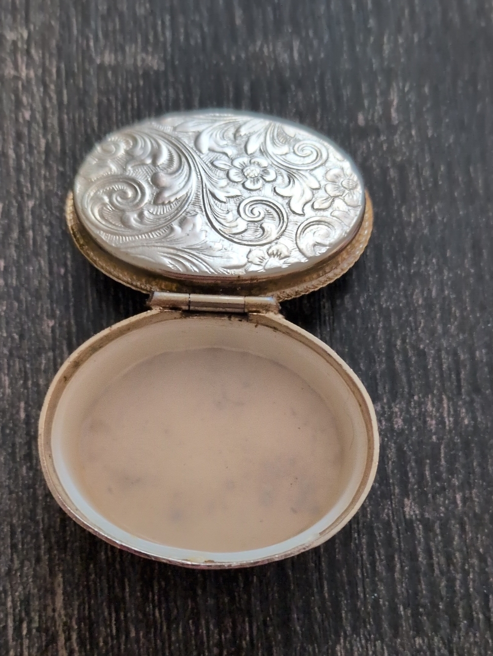 Vintage Gold Tone Stone Top Pill Box - Picture 5 of 5